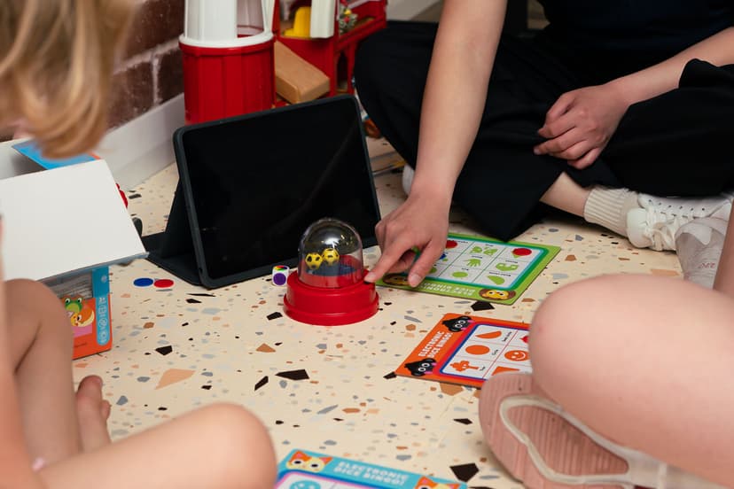 Supporting your child's development: a guide for parents of 2 to 5 year olds